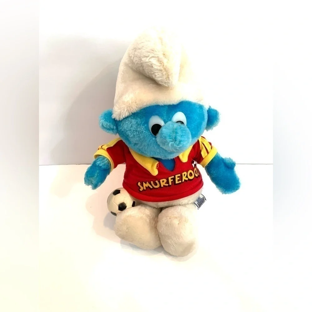 1982 SMURF Soccer Player Plush Toy SMURFEROOS Peyo Wallace Berrie World Cup